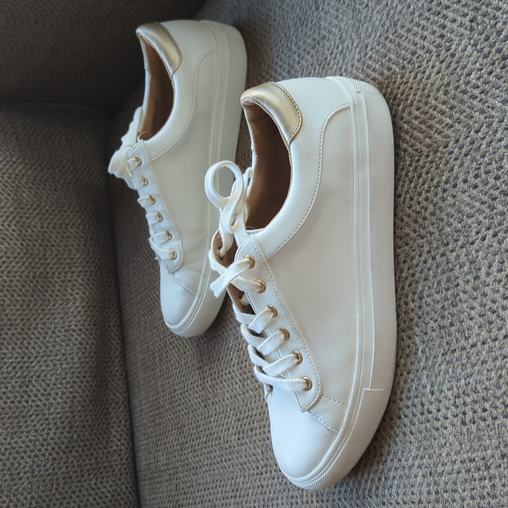 White Lace-Up LOFT Sneakers with Champagne Accents, Sz 9 - Picture 6 of 7